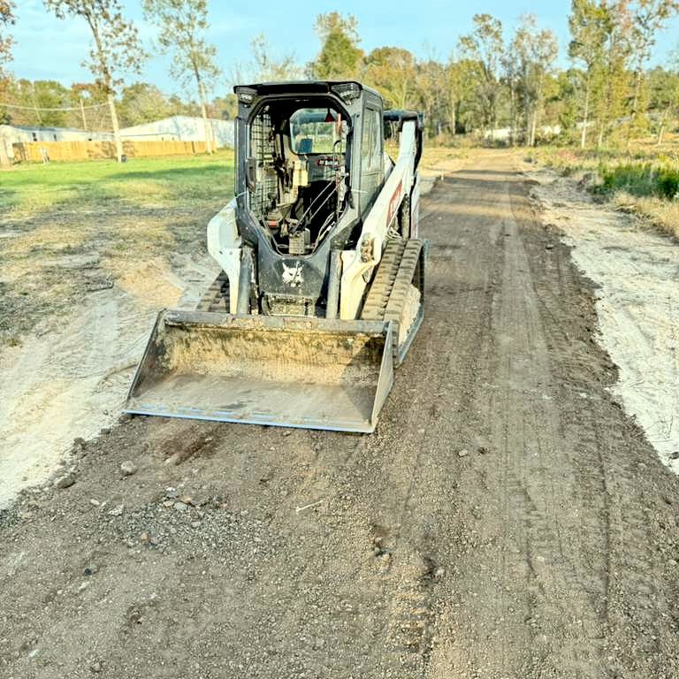 Excavation and dirt work in East Texas